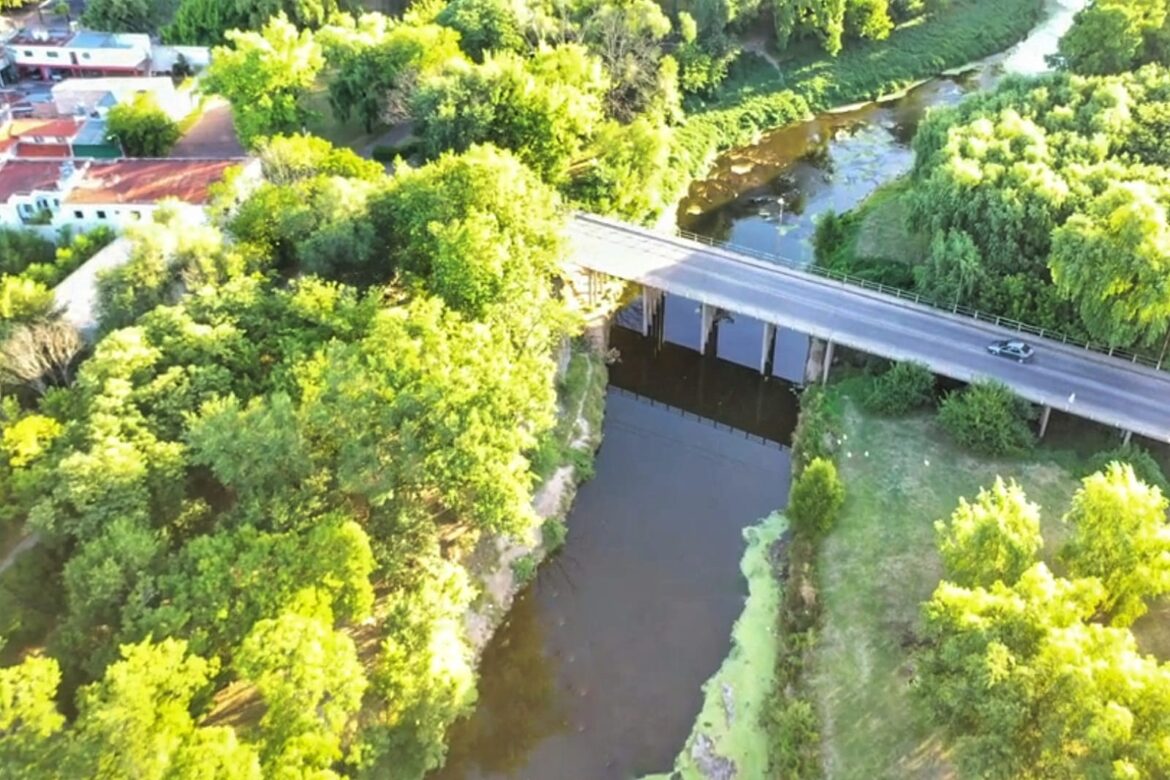 Proponen reemplazar el puente de la calle Brown