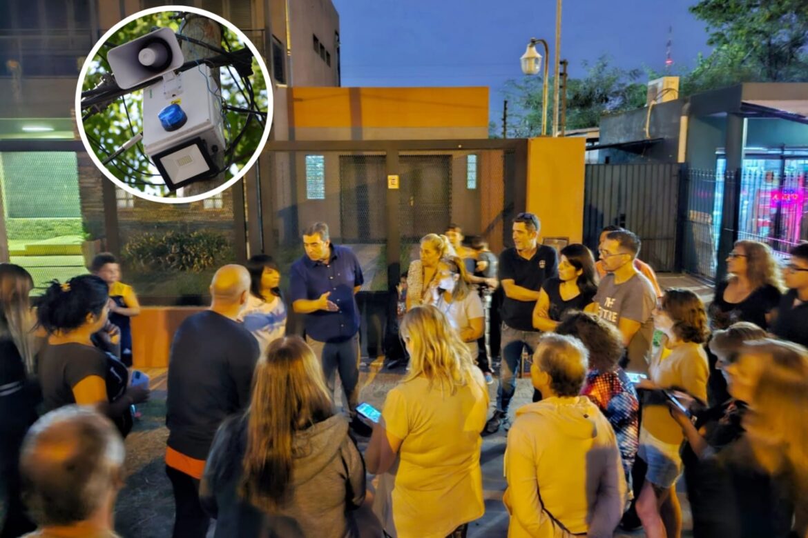 Presentaron la nueva aplicación «Vecinos Conectados» en el barrio Sarmiento