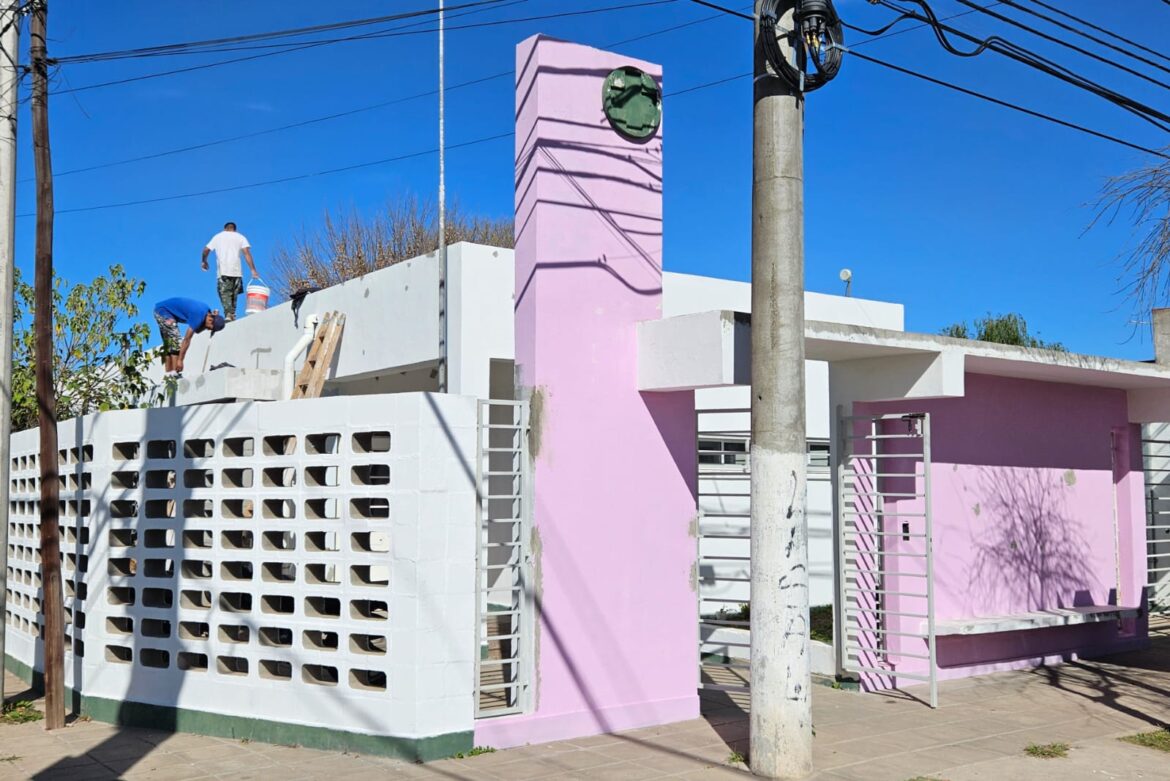 El Municipio refacciona el CAPS del barrio Parque Lasa