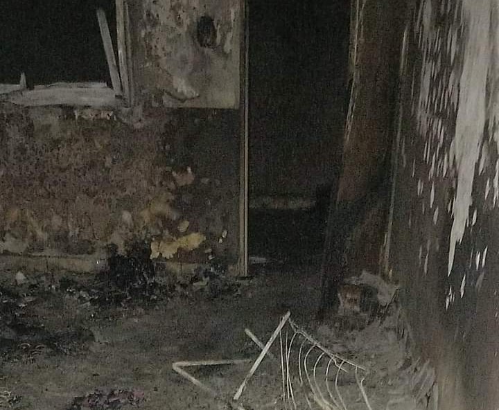 Una mamá y su nena perdieron todo en un incendio en el Lanusse