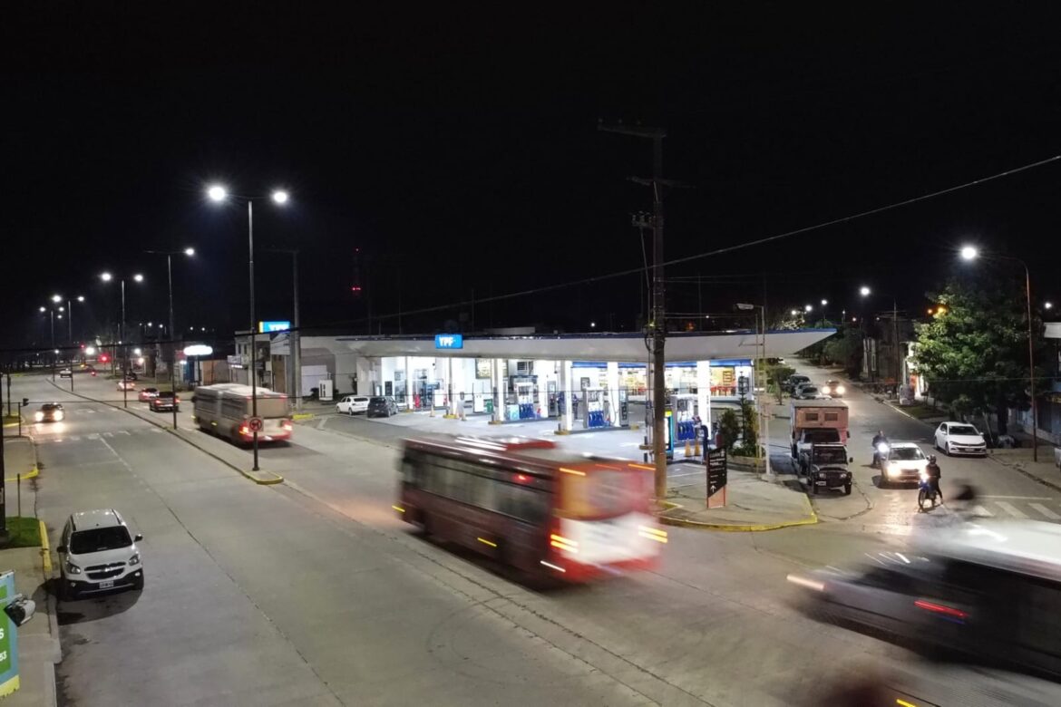 Se completó la renovación de luminarias en el eje Constitución – Carlos Pellegrini