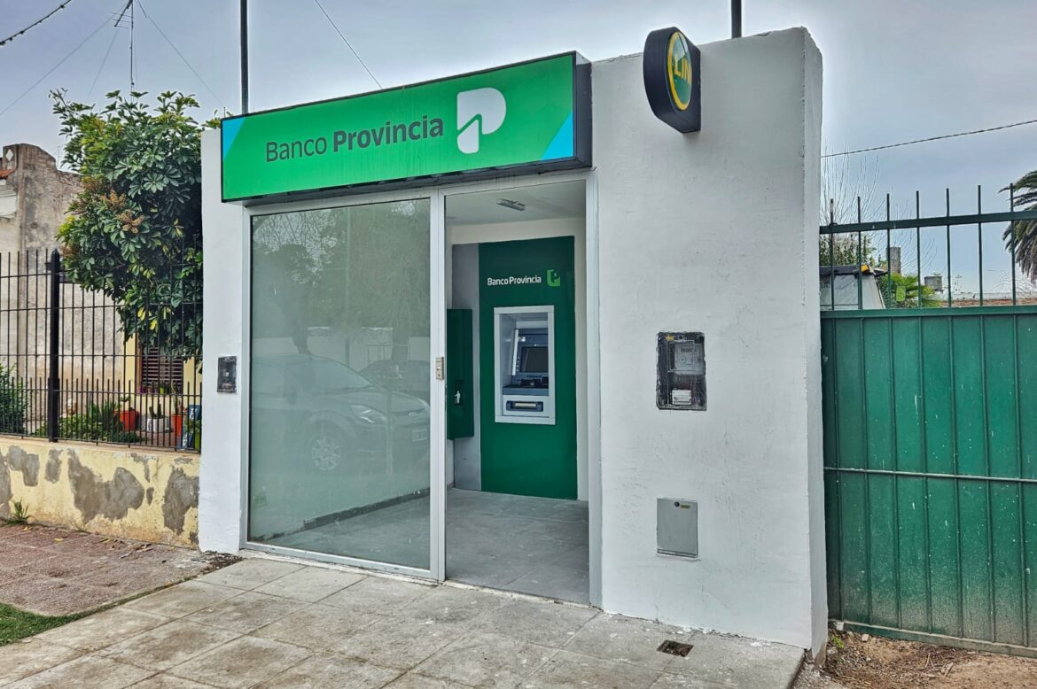Se instaló el nuevo cajero automático de Olivera 