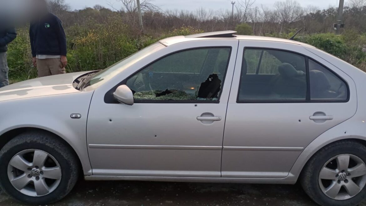 Fue a comprar una moto y lo emboscaron: le robaron el auto pero luego los detuvieron