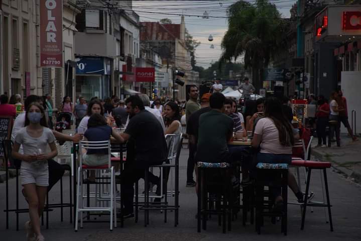 La calle Lavalle se viste de fiesta