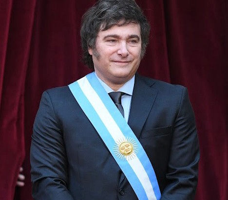 Aumenta la luz, el gas y el transporte a partir de enero